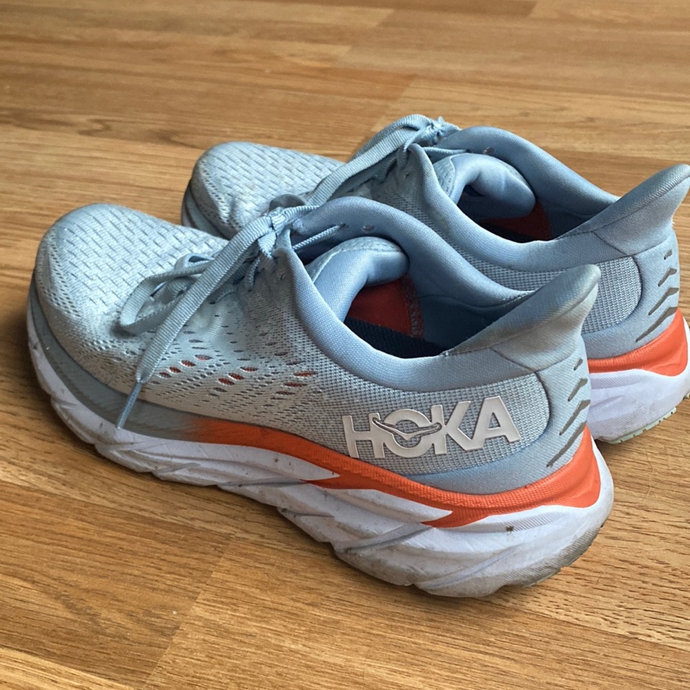 Light blue Hokas - Clifton 8 - GUC